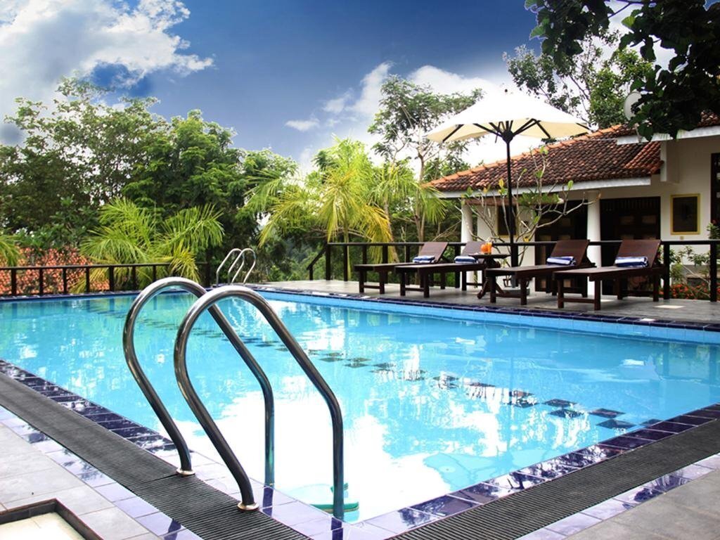Отель Fort Edge Retreat 3*