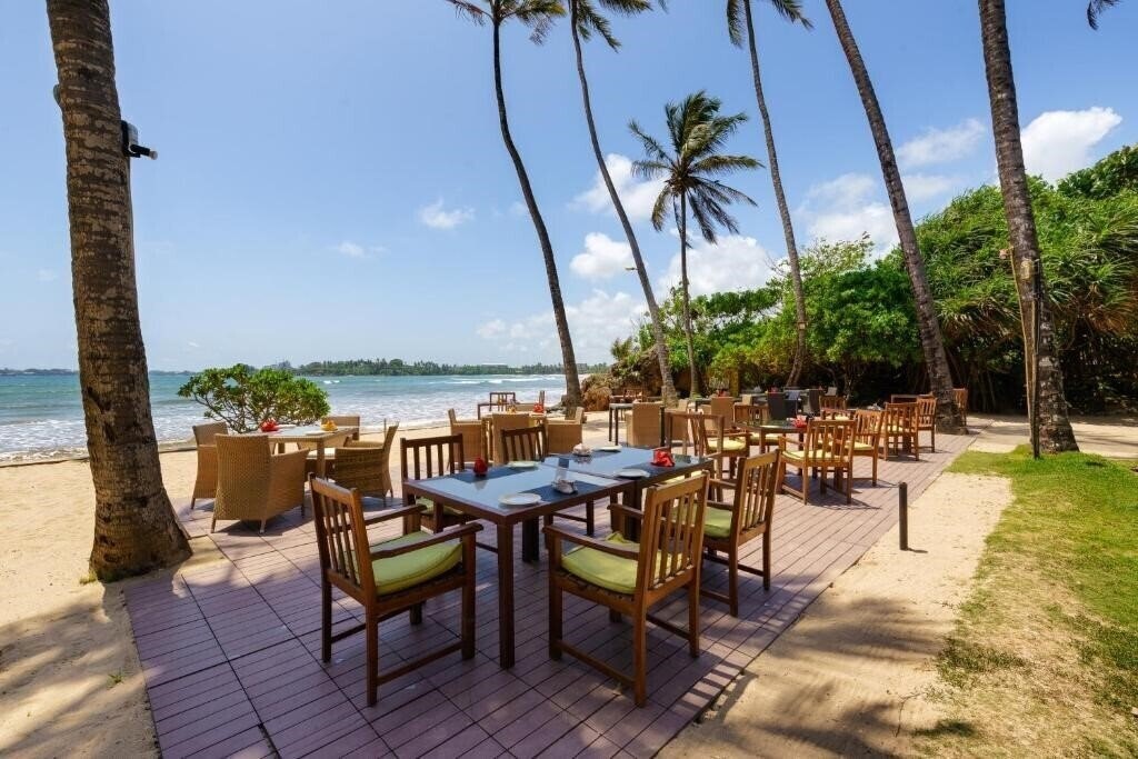 Coco Bay Unawatuna 4* суреті