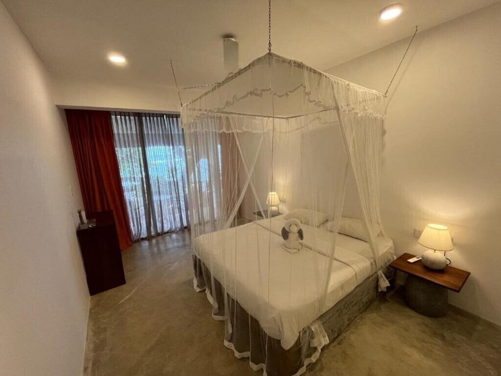 Sun N Sea 2* суреті