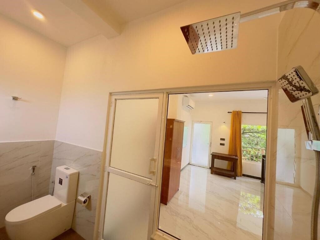 Neo Bay Hotel 3* суреті