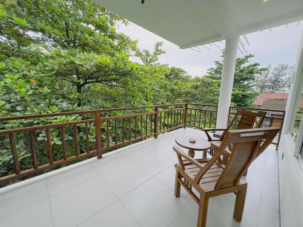 Neo Bay Hotel 3* суреті