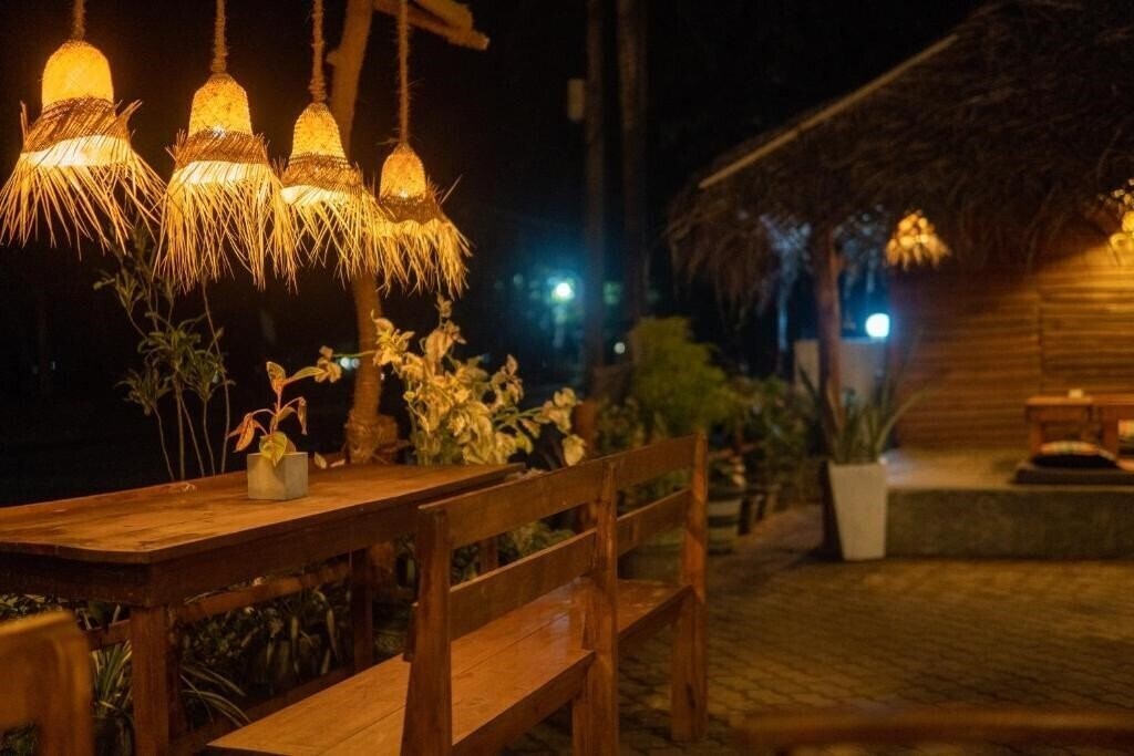 New Golden Bay Resort 2* суреті