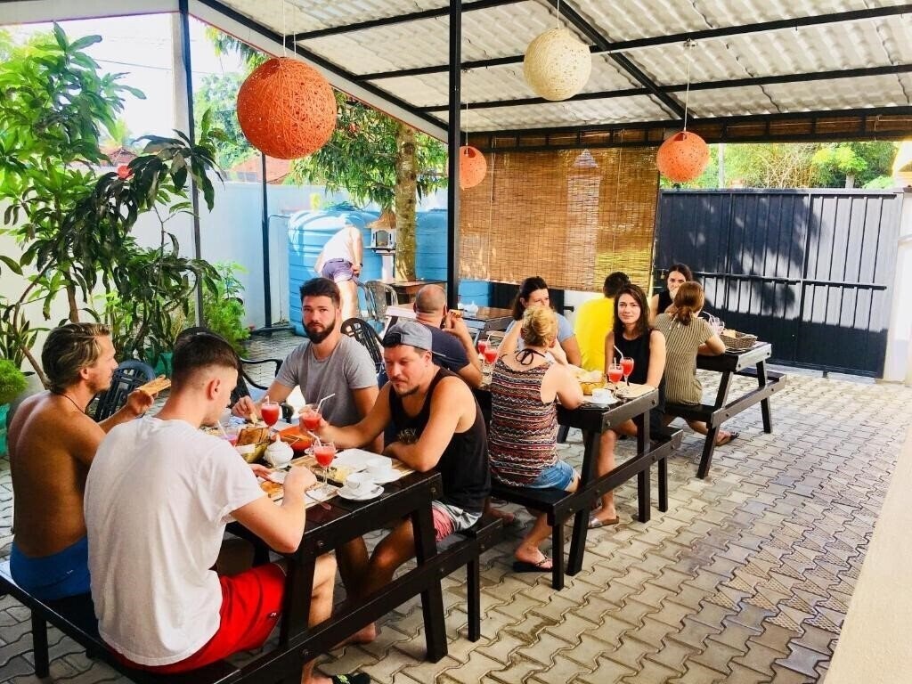 Iresort отель без категории суреті