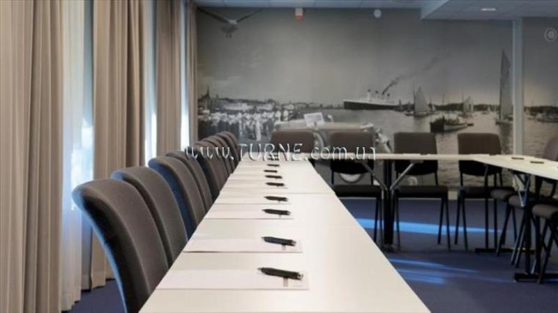 Quality Hotel Prince Philip 3* суреті