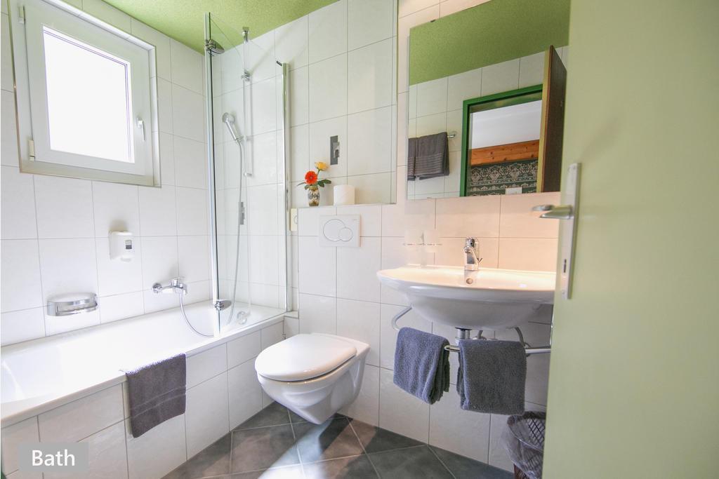 Adonis 4* суреті