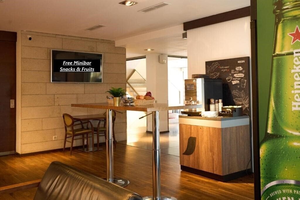 Conti Hotel 4* фотосуреті