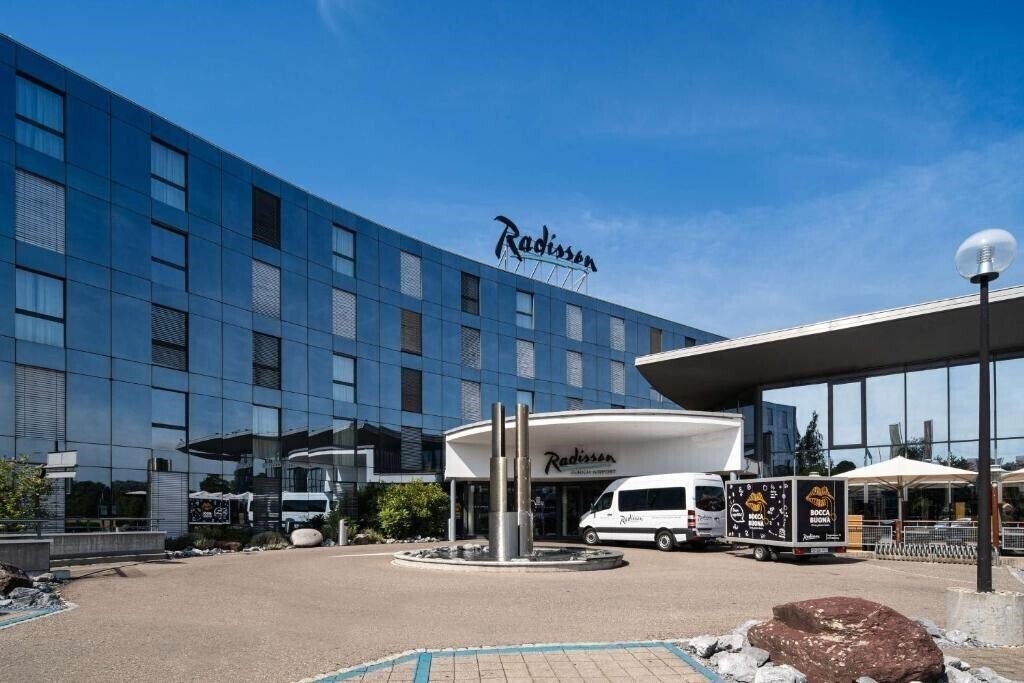 Картинка Park Inn By Radisson Zurich Airport Hotel 4*