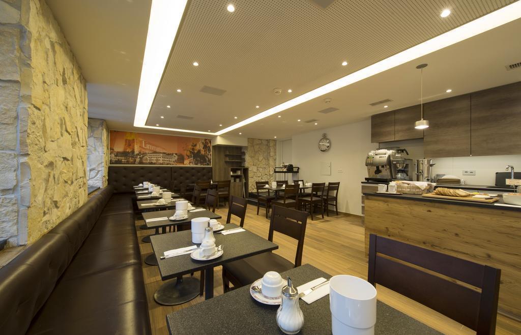 Alexander 3* суреті