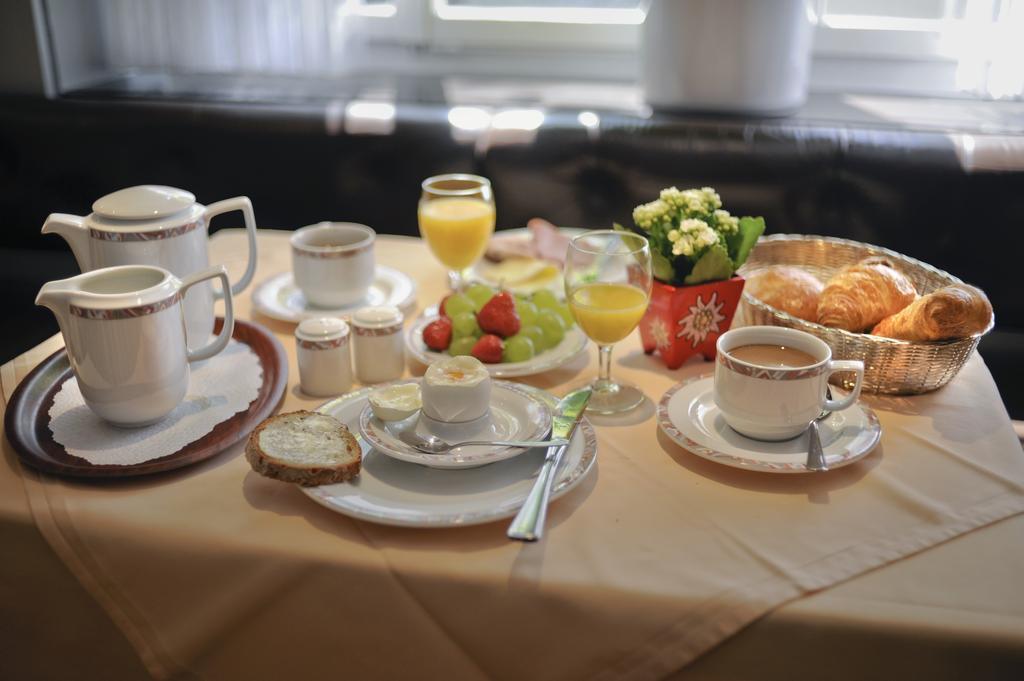 Alexander 3* суреті