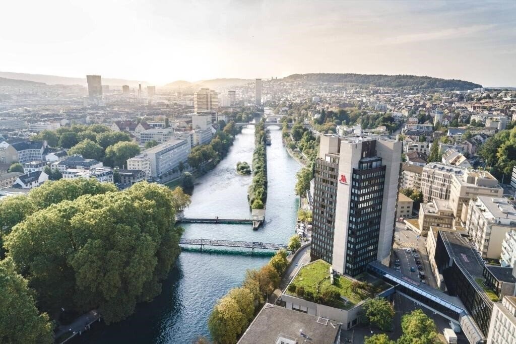 Zurich Marriott 5* суреті