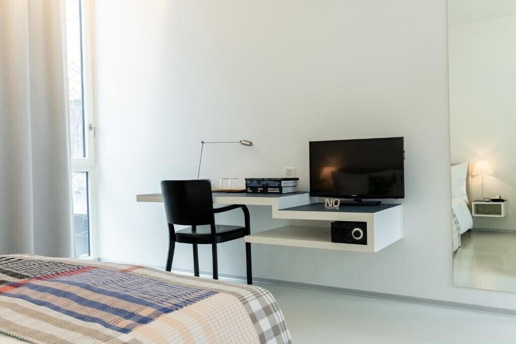 Hotel Greulich 4* фотосуреті