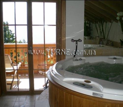 Отель La Licorne 3*