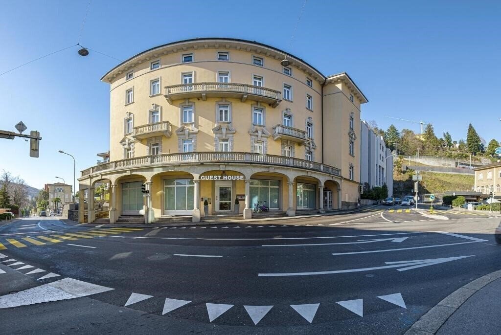 Отель Lugano Center GuestHouse 3*