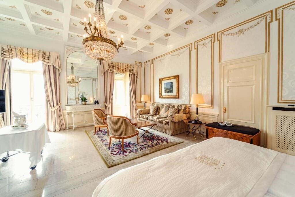 Фото Grand Hotel National Luzern 5*