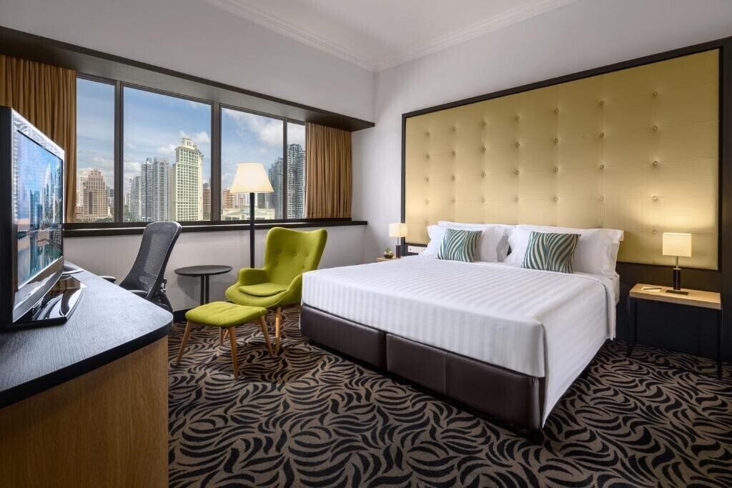 Фото Furama Riverfront 4*