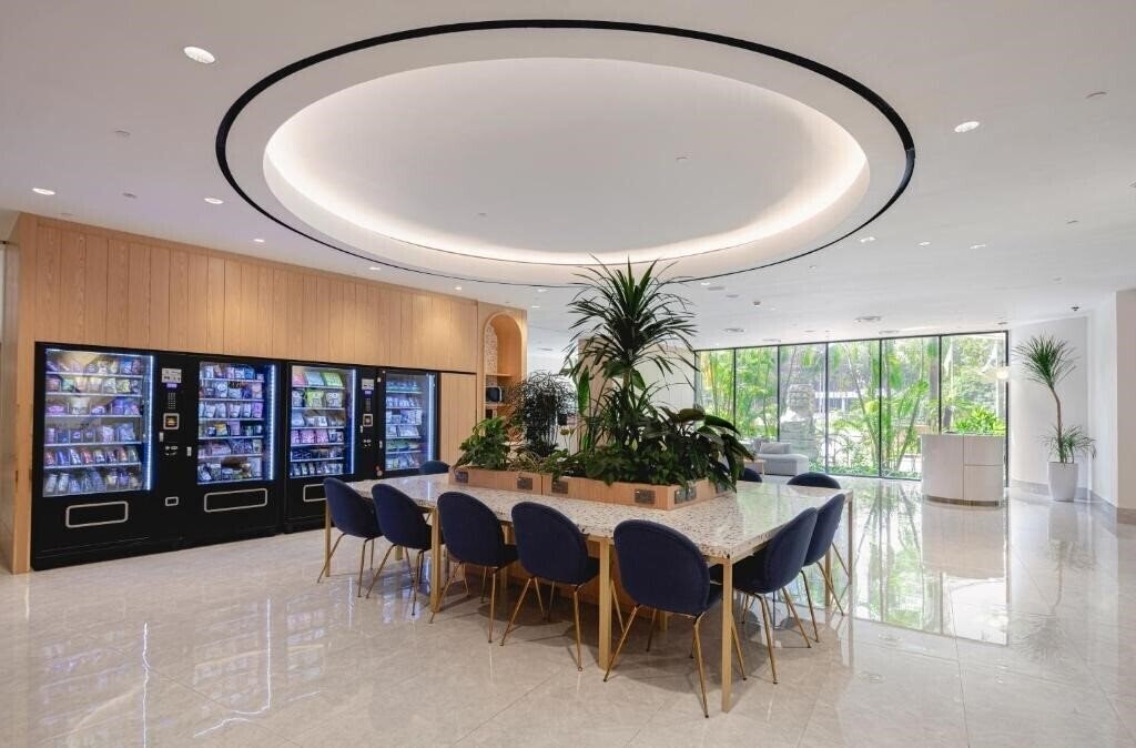 Furama Riverfront 4* суреті