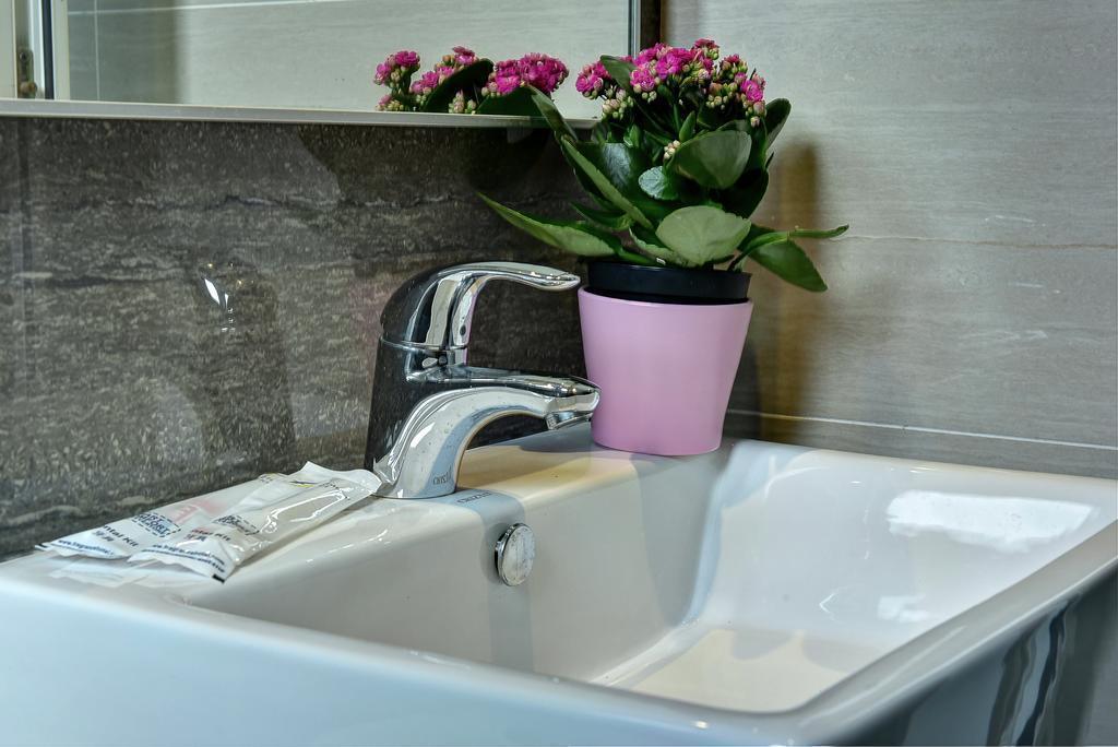 Fragrance Hotel - Crystal 2* суреті