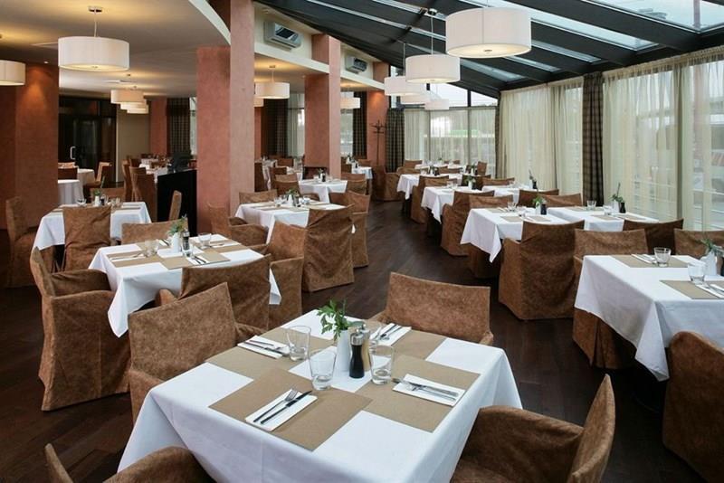 Картинка Park Inn Danube Bratislava 3*