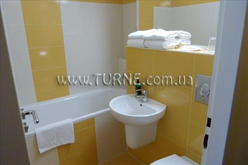 City Hotel 3* қонақ үйі