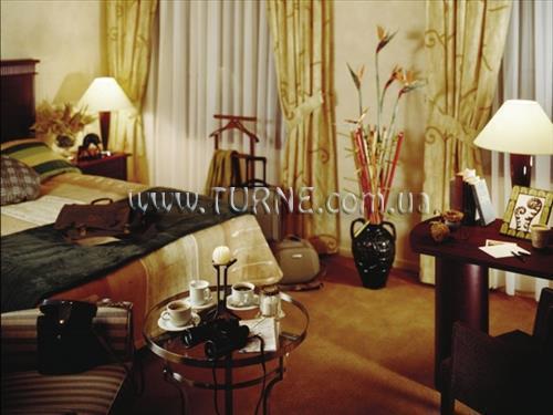 Отель Radisson Sas Carlton 4*