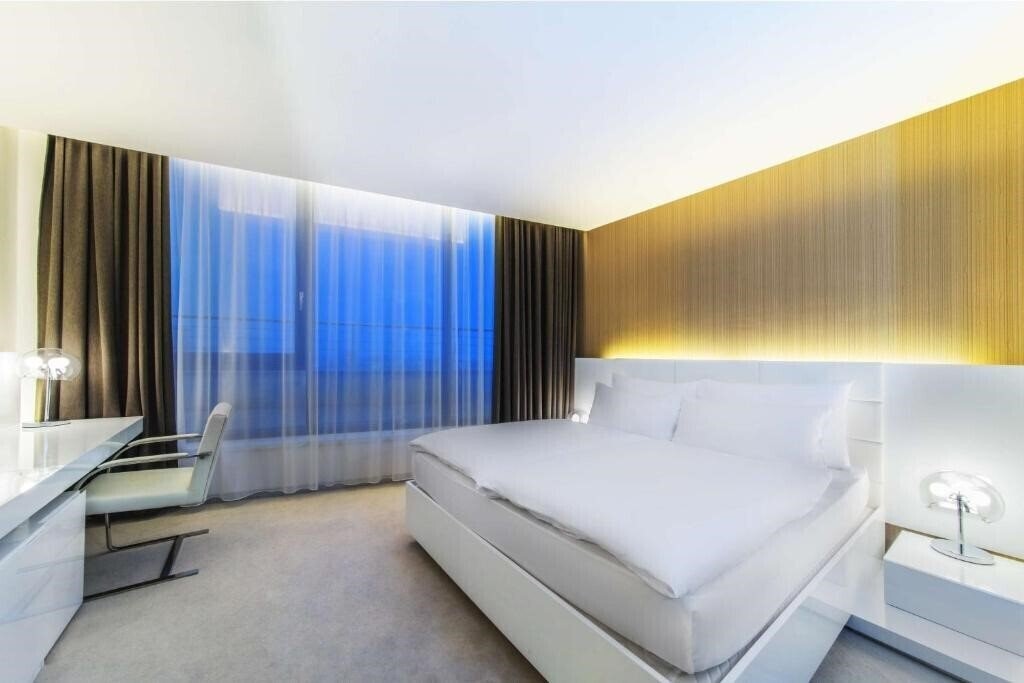 Фотография Nh Bratislava Gate One 4*