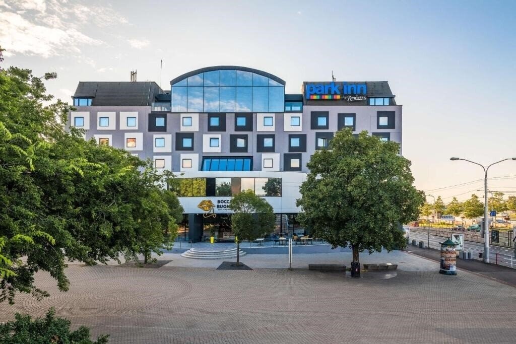 Park Inn Danube 4* қонақ үйі