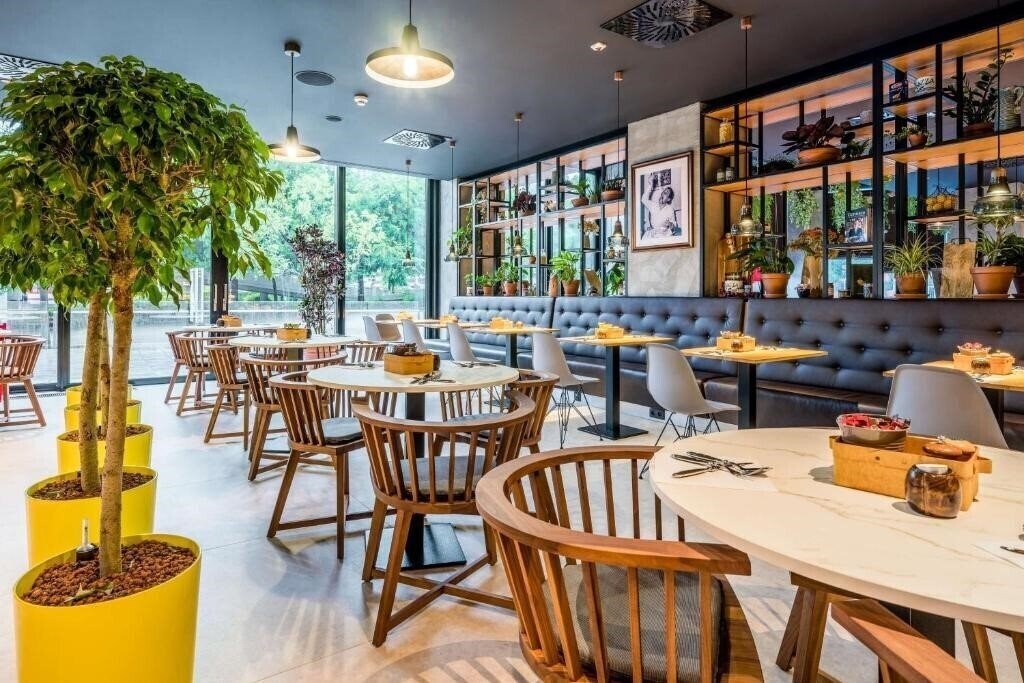 Park Inn Danube 4* фотосуреті