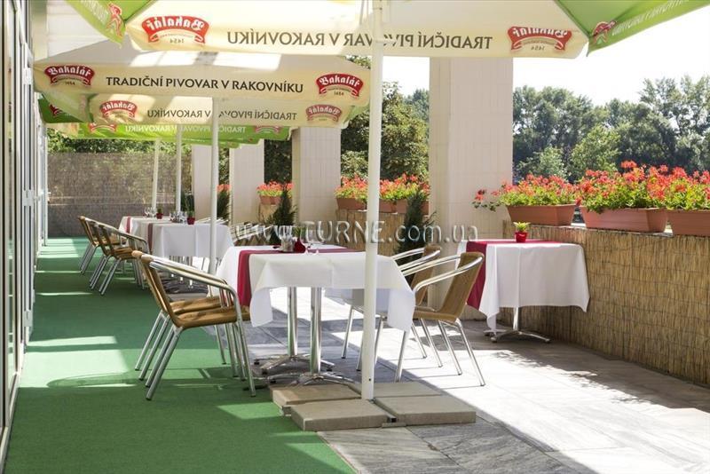 Junior 3* қонақ үйі