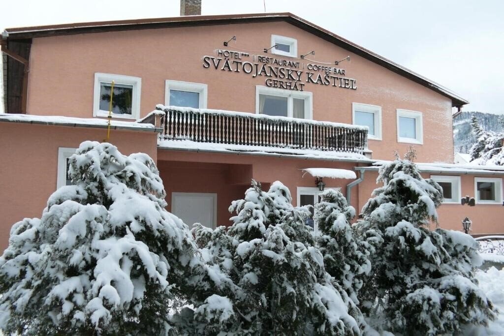 Svatojnsky Kastiel Apart 1* суреті