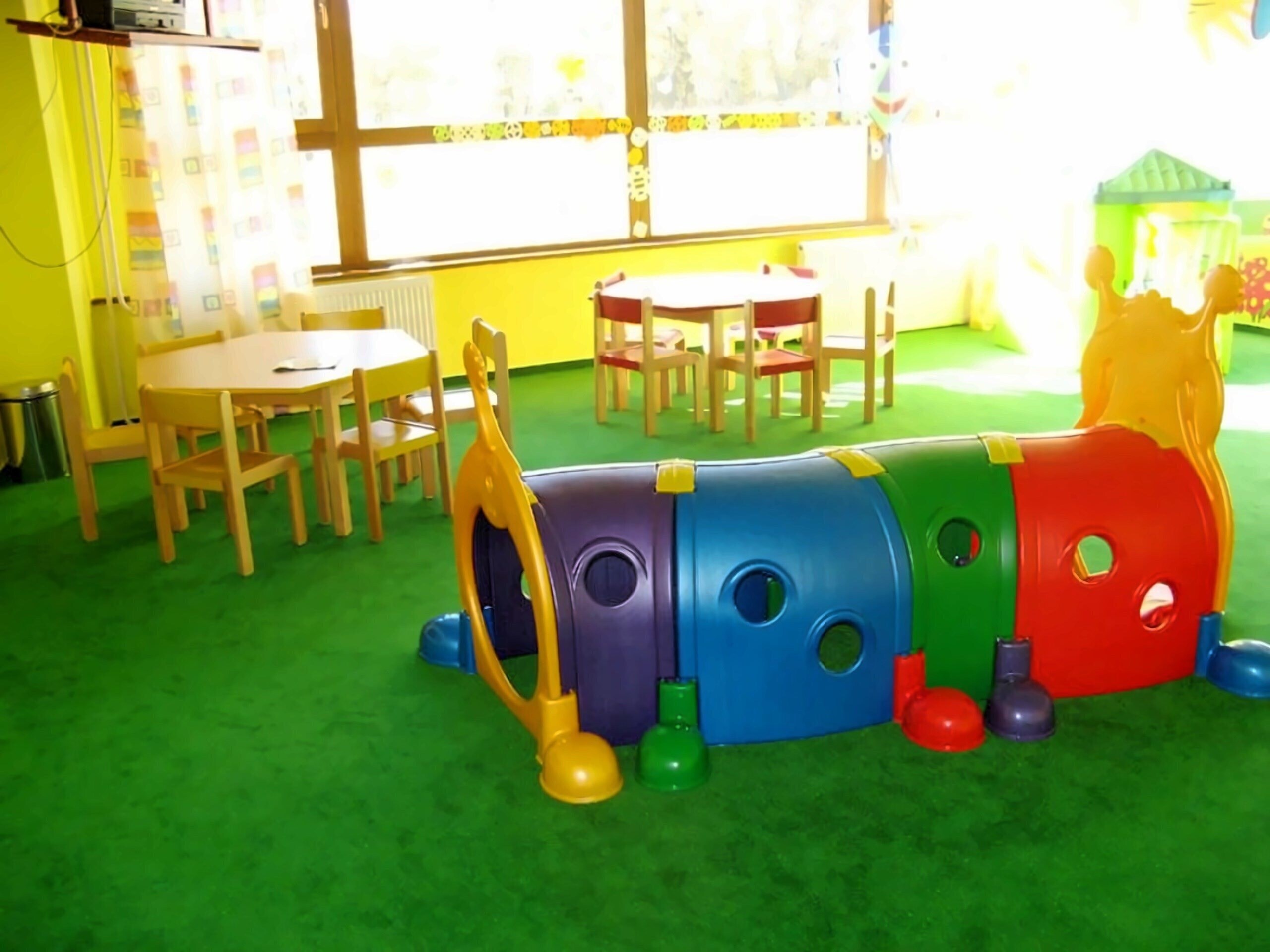 Hutnik II 2* суреті