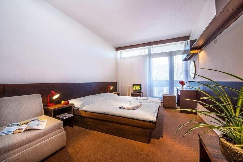 Marmot Sorea Hotel (ex. Hotel Jan Sverma) 2* қонақ үйі