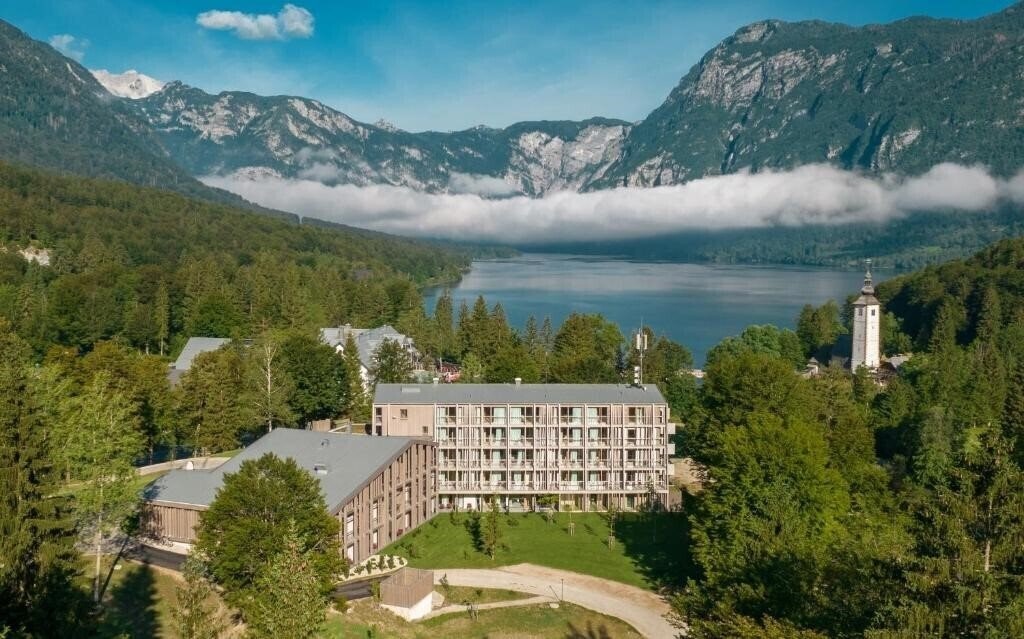 Фотография Hotel Bohinj 4*