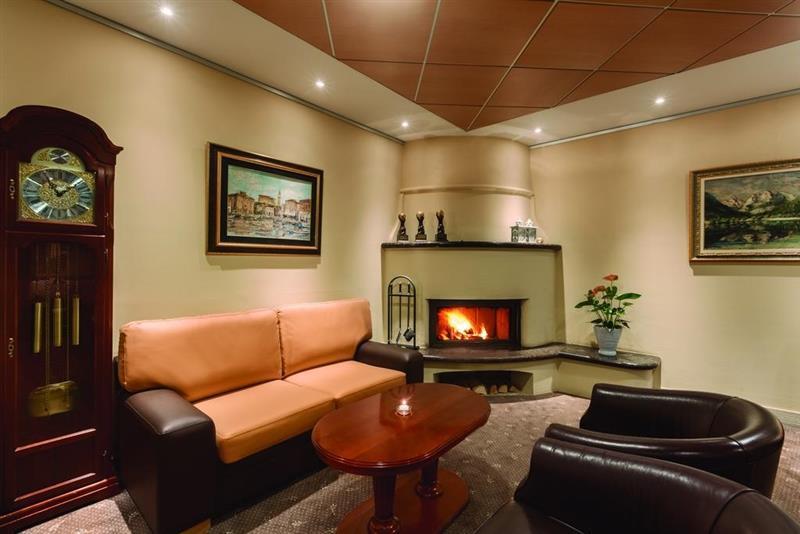 Ramada Resort Kranjska Gora (ex. Hotel Larix) 4* қонақ үйі