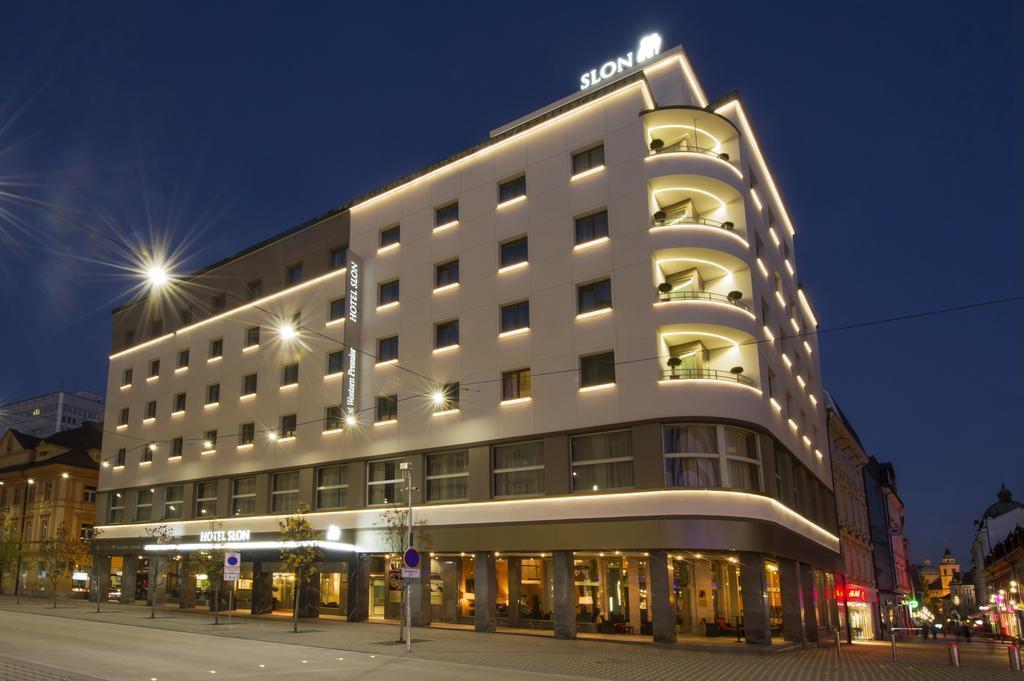 Отель Best Western Premier Hotel Slon 4*