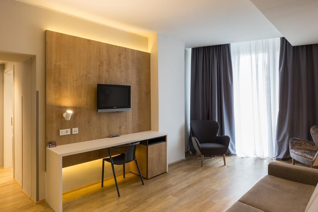 Изображение M Hotel 3*