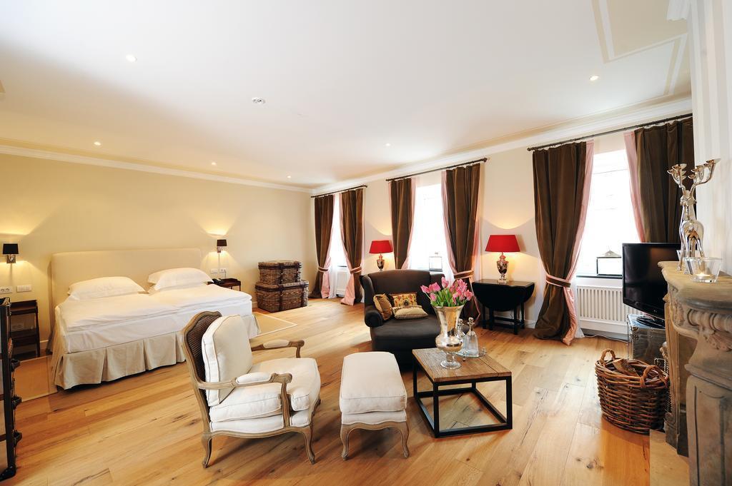 Отель Lesar Hotel Angel 4*