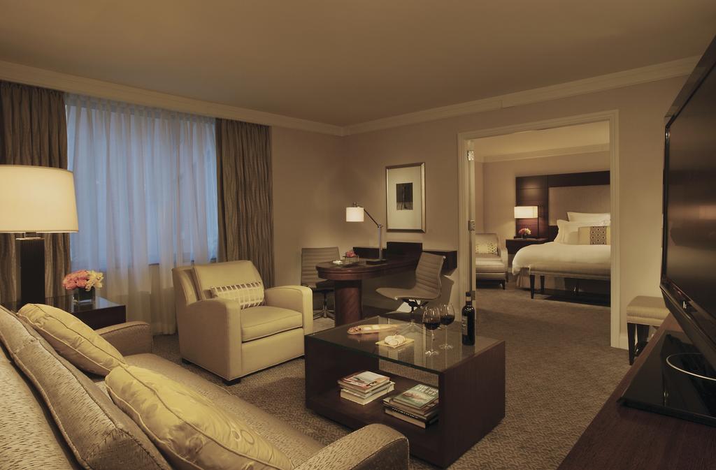 The Ritz Carlton New York Battery Park 5* суреті