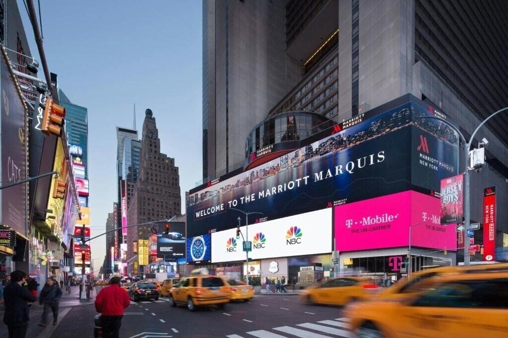 New York Marriott Marquis Hotel 4* қонақ үйі