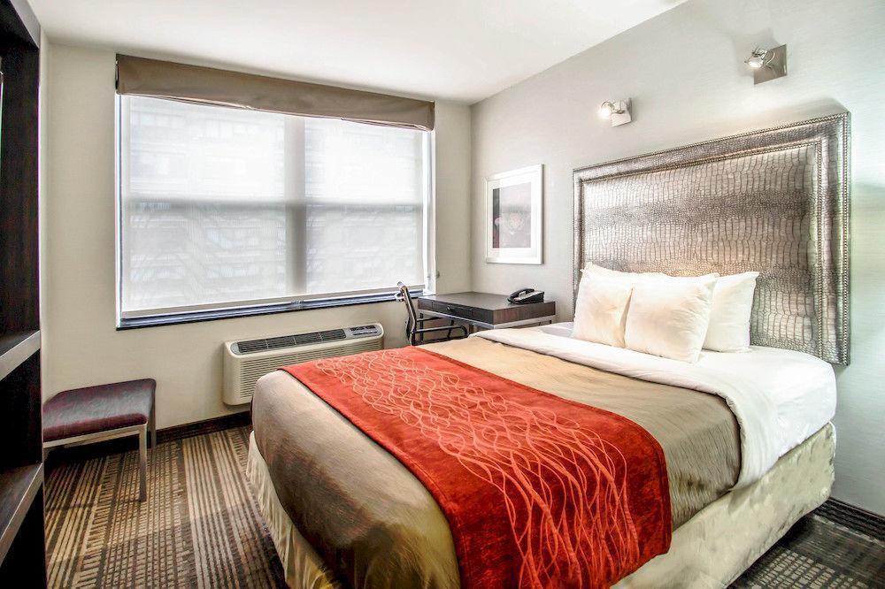 Изображение Comfort Inn Midtown West 3*