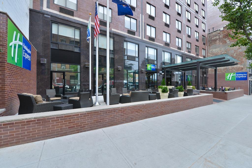 Картинка Holiday Inn Express Manhattan Midtown West 3*