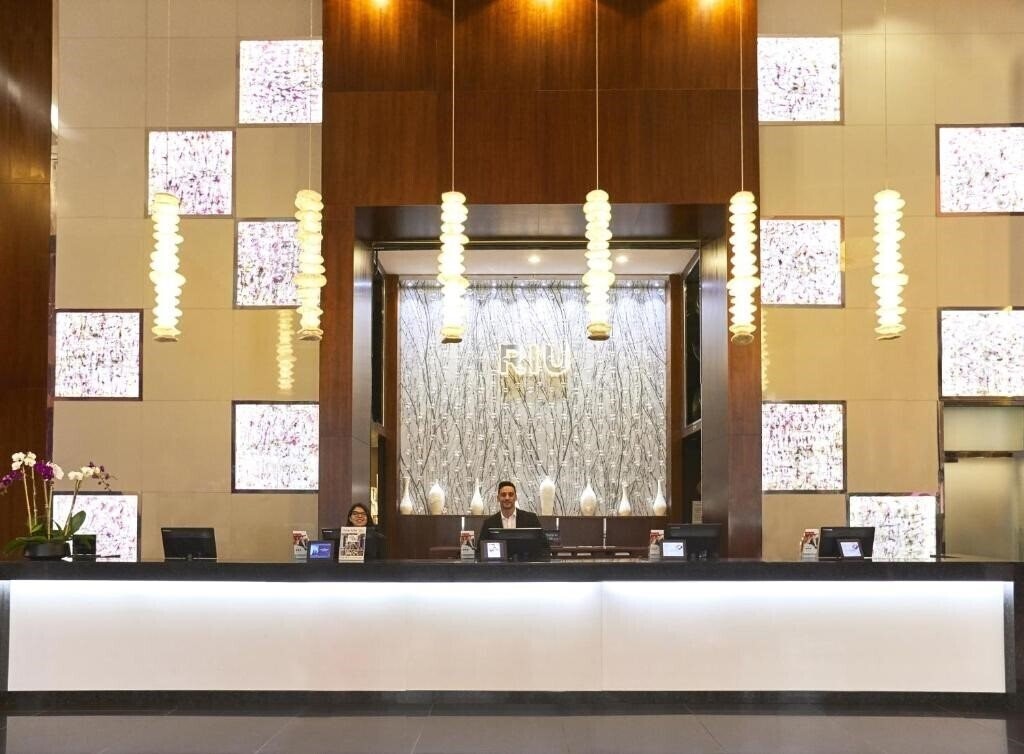 Riu Plaza New York Times Square 4* суреті