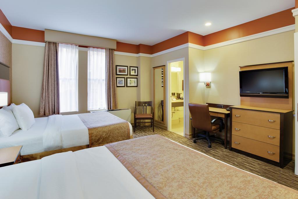La Quinta Inn & Suites Manhattan 3* фотосуреті