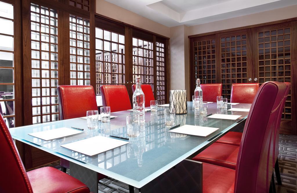 Four Points By Sheraton Manhattan Soho Village 3* фотосуреті