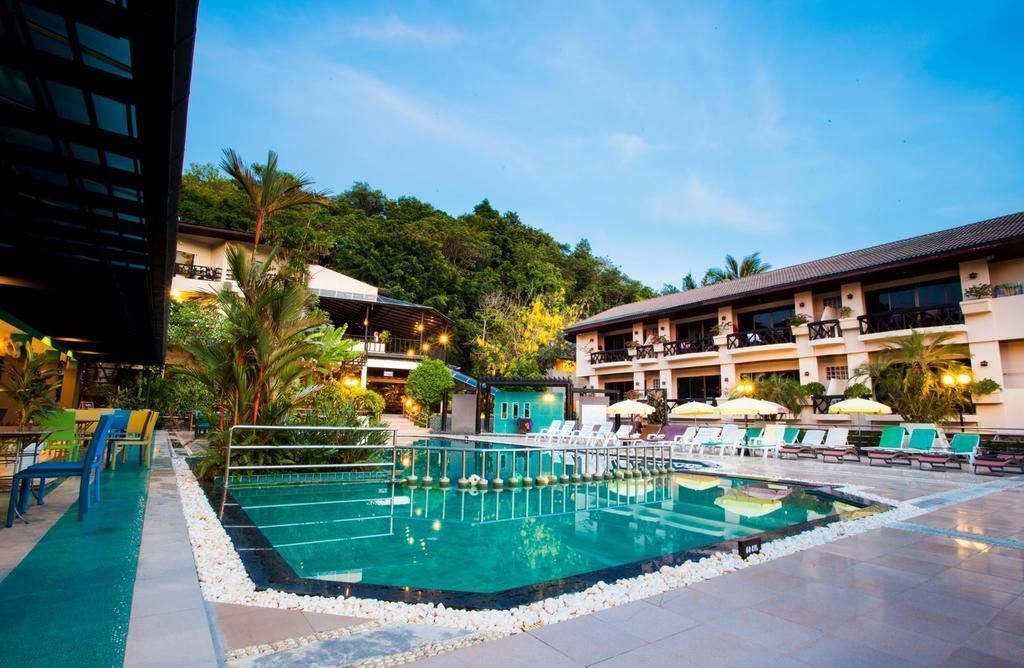 Отель Anyavee Ban Ao Nang Resort 3*