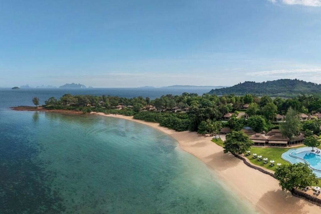 The Naka Island A Luxury Collection Resort & SPA 5* қонақ үйі