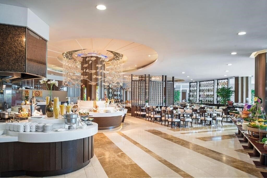 Фотография The Berkeley Hotel Pratunam 3*