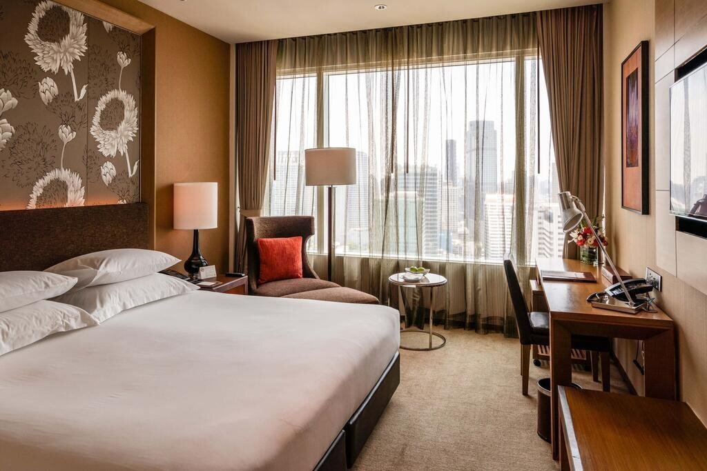 Фото Eastin Grand Hotel Sathorn 5*