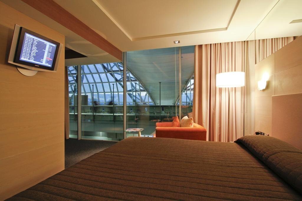 Louis Tavern Dayrooms At Suvarnabhumi Airport 4* қонақ үйі