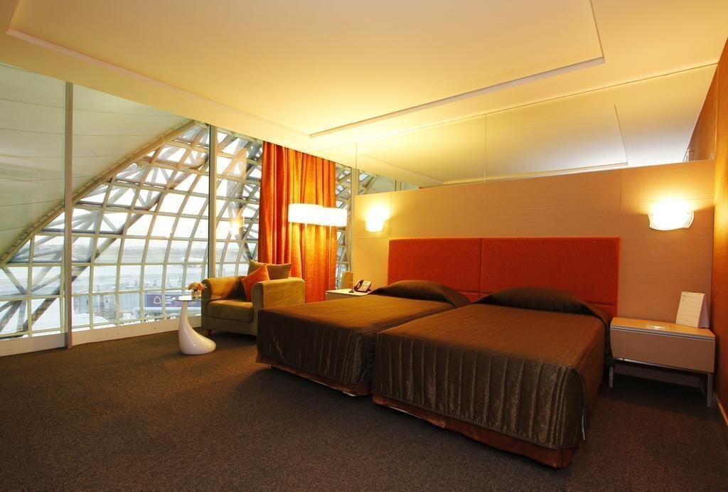 Фото Louis Tavern Dayrooms At Suvarnabhumi Airport 4*