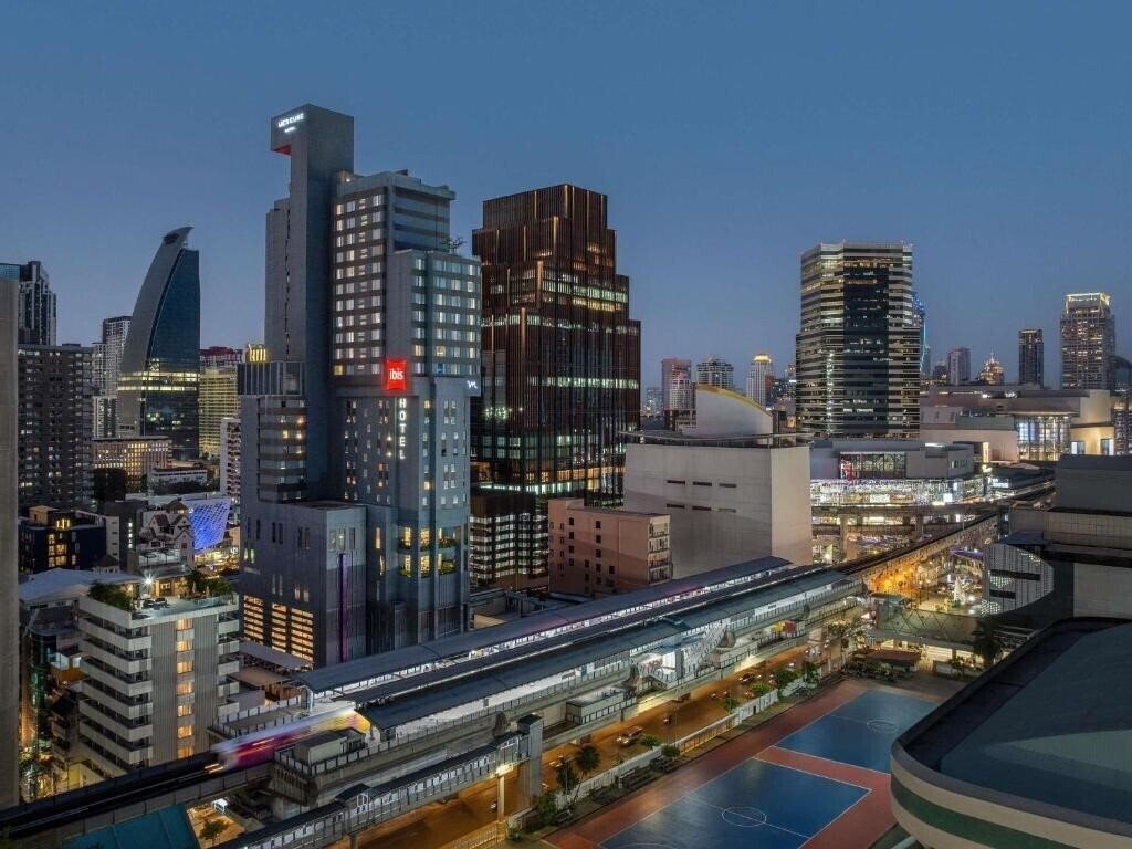 Отель Ibis Bangkok Siam 3*